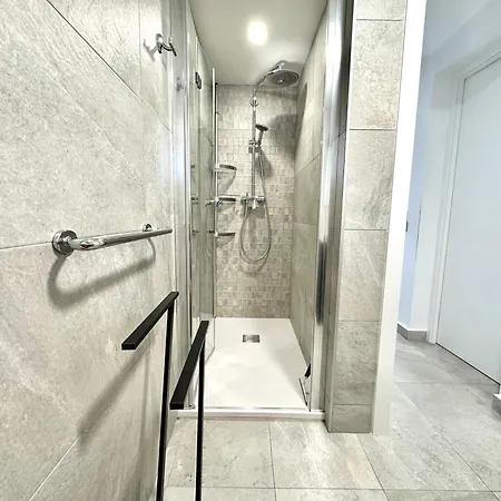 Sunny In A Cosy With Shared Swimming Pool Calpe