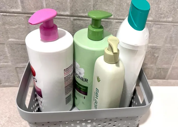 Sunny In A Cosy With Shared Swimming Pool Appartamento *